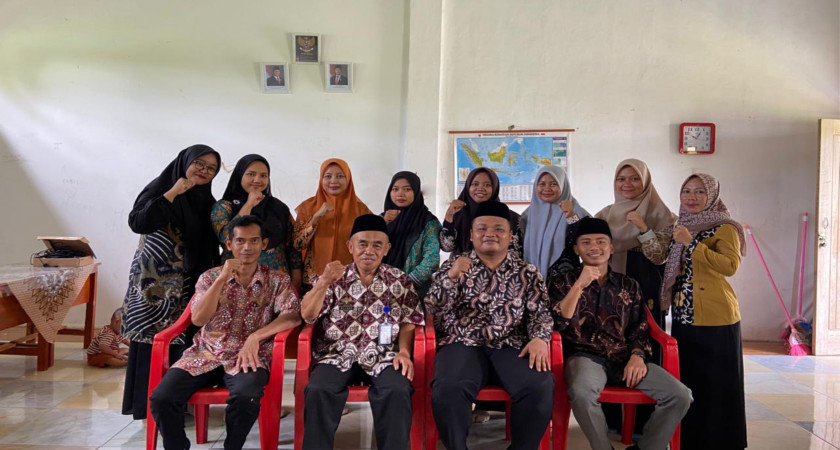 Pengawas Sekolah, Bapak Mujiman, S.Pd., Pamit dari Sekolah Binaannya: Kenangan Manis Bersama SMP Queen Al Amin